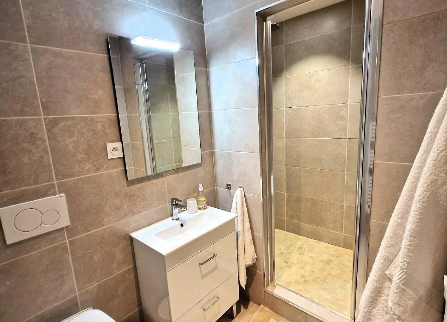 Les Capucins N°12 : Apt4 Pers Menton Apartment